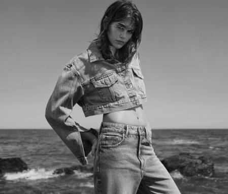 Kaia Gerber protagoniza la campaña de su colección Kaia x Zara