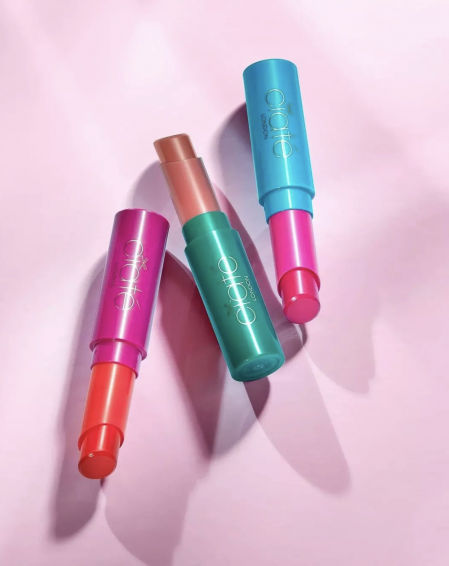 Colección de maquillaje de Iris Apfel para Ciaté London