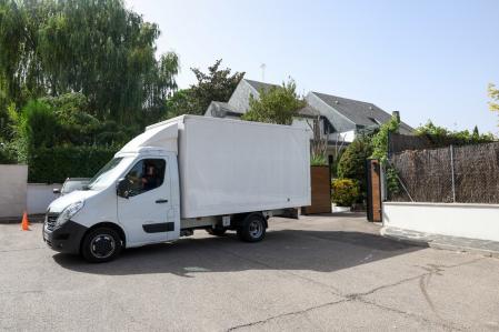 El camión lo han descargado en casa de su madre