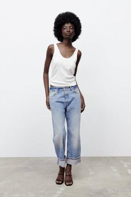 Camiseta básica de tirantes (12,95€)