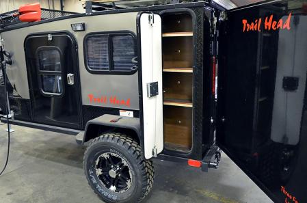 Trail Head, la asequible minicámper con todo lo básico para escaparse a la naturaleza.