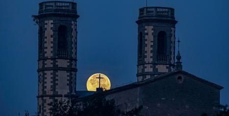 Santa María de Olost.