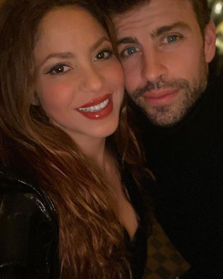 El pasado San Valentín Shakira compartió esta foto; cuatro meses después anunciaban su separación