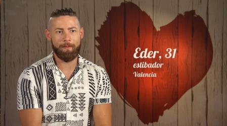 Eder se transformó radicalmente tras descubrir su pasión por el mundo vikingo.
