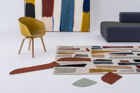 Alfombras Tones. Colección creada por la pintora Clàudia Valsells para Nanimarquina. 
Se basa en un juego de armonía cromática, con colores que aportan calma y energía. De lana 100%