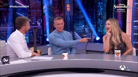 Vodka y Cluedo era el plan de los actores de 'Puñales por la espalda' durante los descansos del rodaje