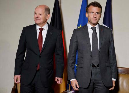 El canciller alemán Olaf Scholz y el presidente francés Emmanuel Macron
