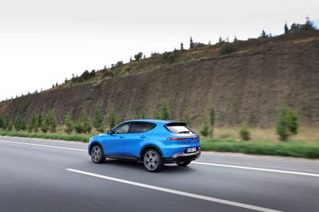 La puesta a punto del SUV italiano garantiza elevada diversión en la conducción, especialmente en carreteras viradas&nbsp;