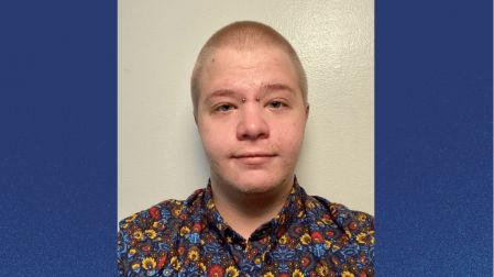 James Roesener, el primer hombre transgénero que ingresa en un parlamento local