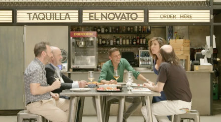 Joaquín Sánchez junto a Antonio Resines, Antonio Molero, Paz Padilla y Santiago Segura en 'El Novato'