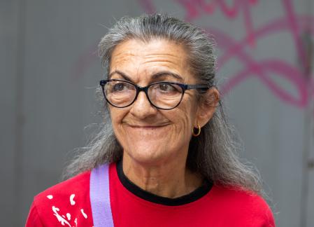 Anna Maria, que vive en un piso tras diez años en la calle