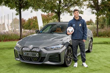Asensio ha elegido un BMW i4 M50 para sus desplazamientos en la temporada 22/23
