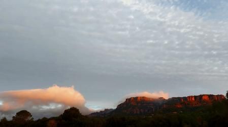 La Mola, al amanecer.