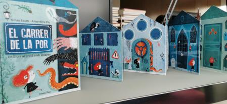 Imagen del libro acordeón 'La calle del miedo'