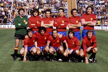 Miguel Angel González, Marcelino, Jesus De La Cruz, Isidoro San Jose, Pirri, Migueli; (front row, l-r) Dani, Ruben Cano, Juan Manuel Asensi, Julio Cardenosa, Carlos Rexach  (Photo by Peter Robinson - PA Images via Getty Images)
