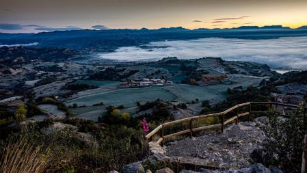 Vista del amanecer con cencellada.