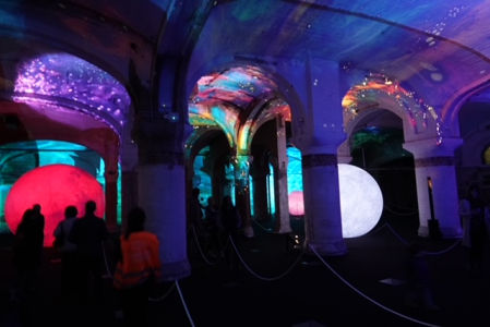 Espectáculo de luces y colores en el Hospital de Sant Pau.