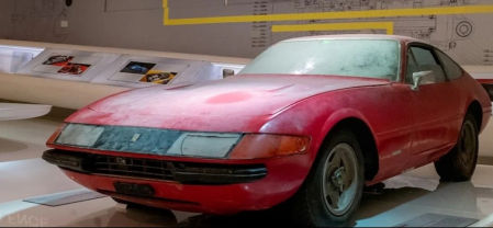 Ferrari 365 GTB/4 Daytona