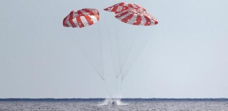 La cápsula Orión regresa con éxito a la Tierra y pone fin a la histórica misión Artemis 1