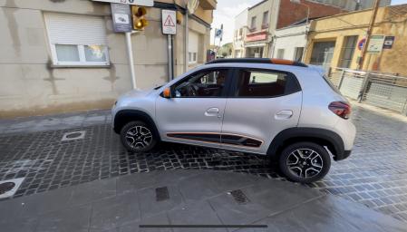 Su factible autonomía de 230 km en ciudad lo hacen una herramienta ideal para uso urbano y de pequeños recorridos.