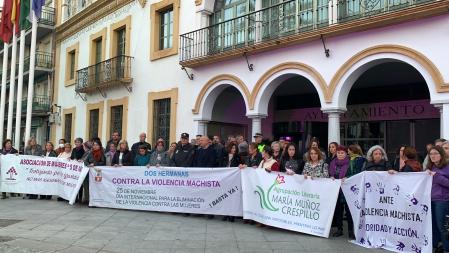 Concentración en Dos Hermanas