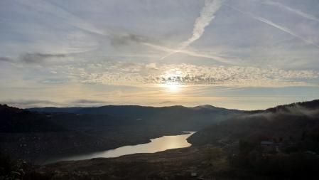 Sequía en el pantano de Rialb.
