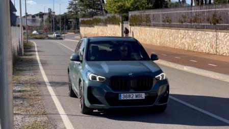 Este sDrive 18i cuenta con la etiqueta Verde de la DGT, aunque su gama tambien dispone de variantes con la ECO e incluso con la Cero de las versiones PHEV.