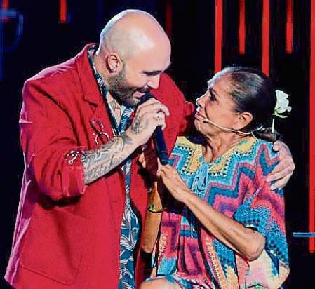 Isabel Pantoja Y Francisco 'Kiko' Rivera en el plató de 'Supervivientes'.