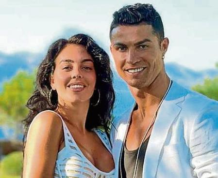 Georgina Rodríguez y Cristiano Ronaldo en Mallorca.
