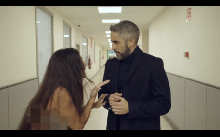 Cristina Pedroche en el anuncio promocional de las Campanadas de Antena 3 de 2022