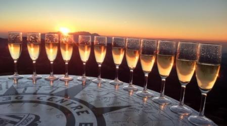 Brindis en el Montcau.