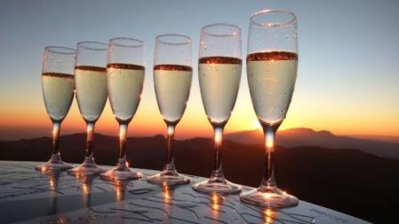 Brindis en el Montcau.