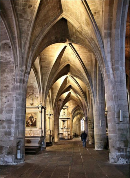 Basílica de Saint Sauveur de Dinan.