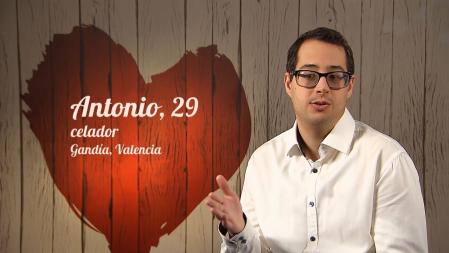 Antonio nunca ha tenido demasiada suerte en el amor.