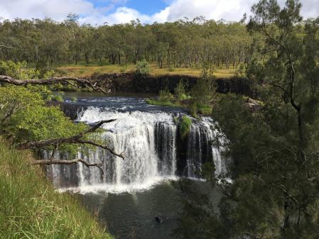 Millstream Falls en Atherton.