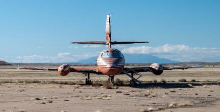 El curioso jet privado de Elvis Presley que ha estado medio siglo tirado en el desierto,