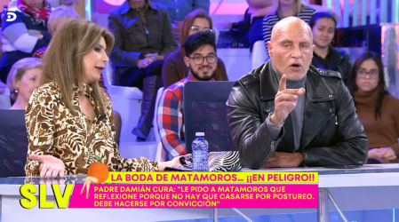 Sus compañeros han cuestionado su conversión.