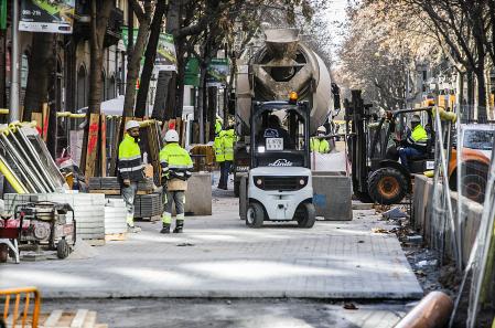 Los trabajos son muy intensos y avanzan al ritmo previsto por el Ayuntmiento