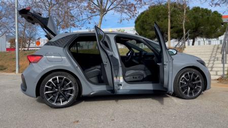 El gran tamaño de la batería del Pack Battery obliga a homologarlo como un cuatro plazas.&nbsp;