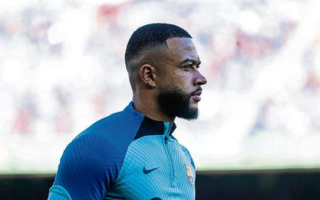 Memphis Depay of FC Barcelona looks on during La Liga match, football match played between FC Barcelona and RCD Espanyol at Spotify Camp Nou on December 31, 2022 in Barcelona, Spain. AFP7 31/12/2022 ONLY FOR USE IN SPAIN