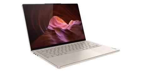 La pantalla del Yoga Slim 9i es uno de sus puntos fuertes