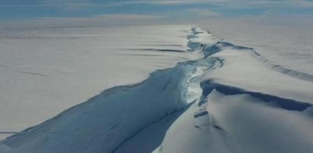 Un iceberg 15 veces más grande que Barcelona se rompe en la Antártida