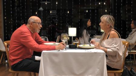 Fernando y Gloria estuvieron un tanto distantes.