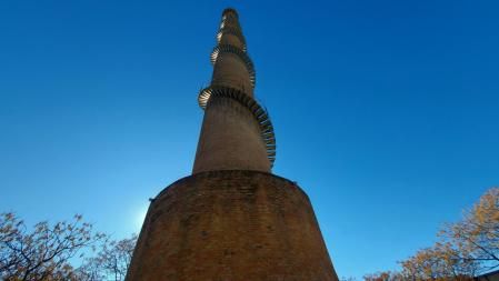 Chimenea de la tejería Almirall de Terrassa.