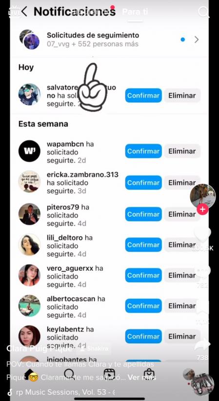 Solicitudes de amistad en el perfil de Instagram de Clara Piqué