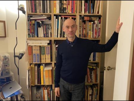 El biógrafo en su casa de Nueva York