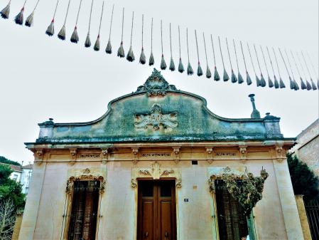 Decoración de las calles de Centelles para Carnaval.