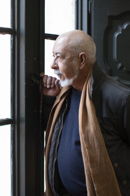 El escritor, ayer, tras la entrevista con 'Guyana Guardian'