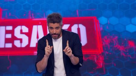 Roberto Leal anunció la inesperada ausencia de Boris Izaguirre de 'El Desafío' de Antena 3