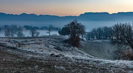 Paisaje de niebla en  Sant Martí Sescorts.